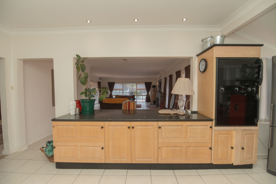 4 Bedroom Property for Sale in Humewood Eastern Cape